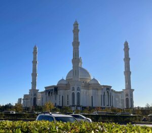 Bild zeigt Zentralmoschee in Astana