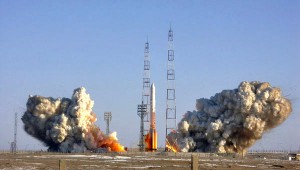 Baikonur_raketenstart_goeastreisen