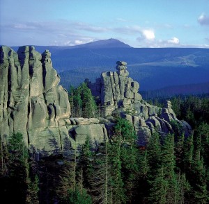Felsenformation im Nationalpark Gory Stolowe (Heuscheuergebirge).