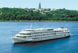 dnjepr_kreuzfahrtschiff